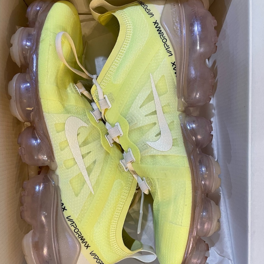 women’s nike vapormax 8.5